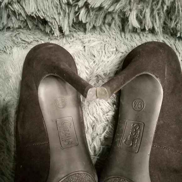 Blk Suede Sam Edelman/ Circus/ 9.5 - Picture 3 of 5